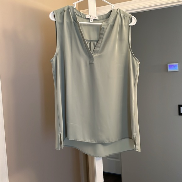 Chaus New York Women’s Sleeveless Blouse/Tank Size M - Picture 1 of 5